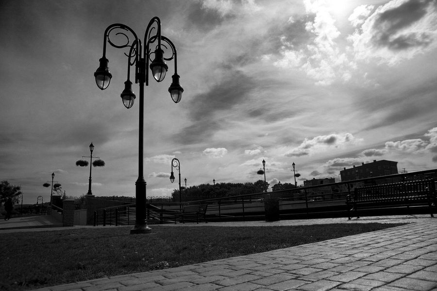 img 6965e b&w std